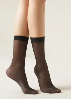 Women Calzedonia 20 Denier 3/4 Length Sheer Socks