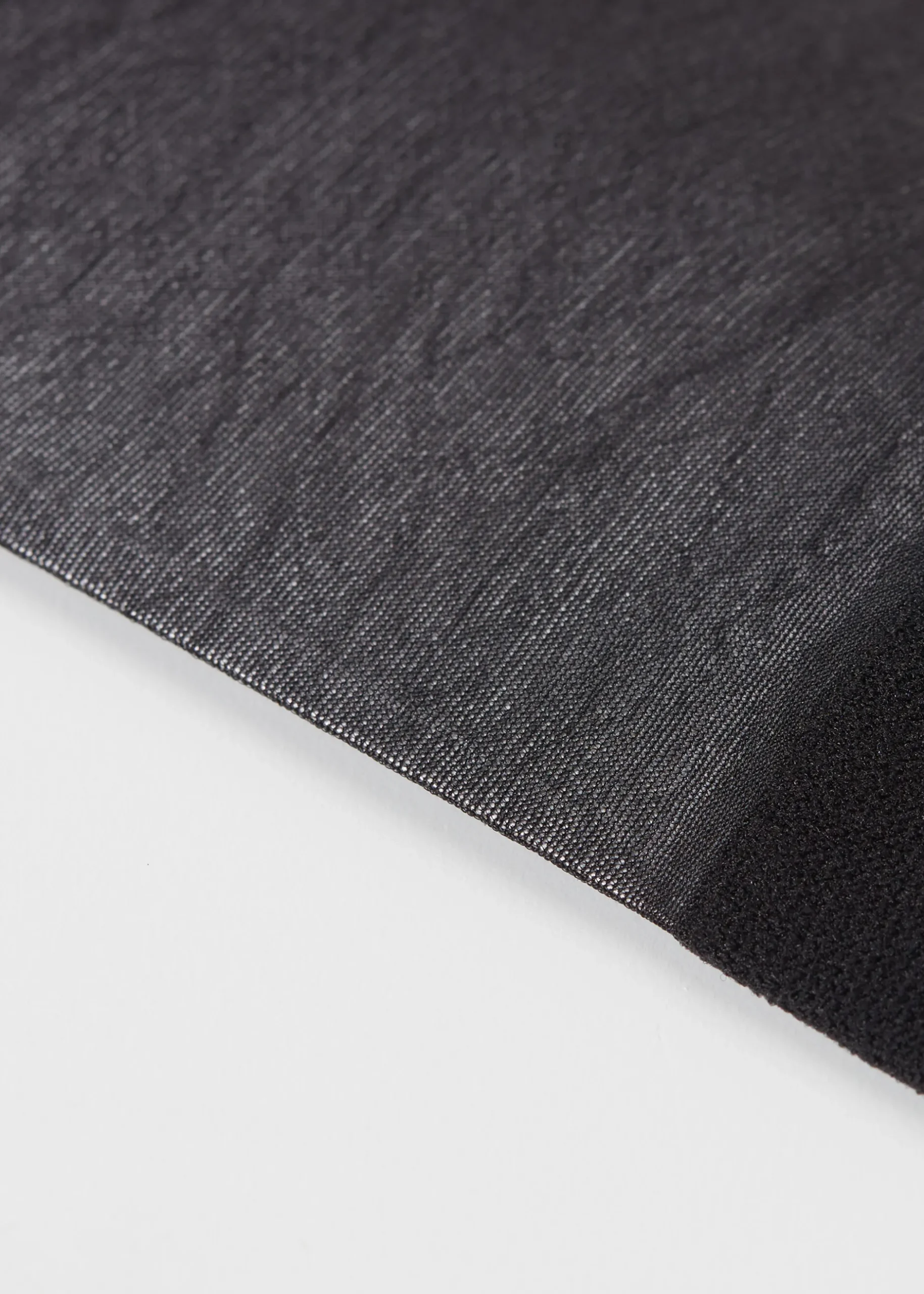 Women Calzedonia 20 Denier 3/4 Length Sheer Socks