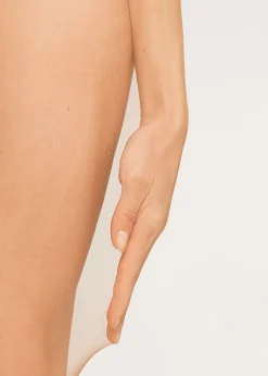 Women Calzedonia 20 Denier Sheer Matt Tights